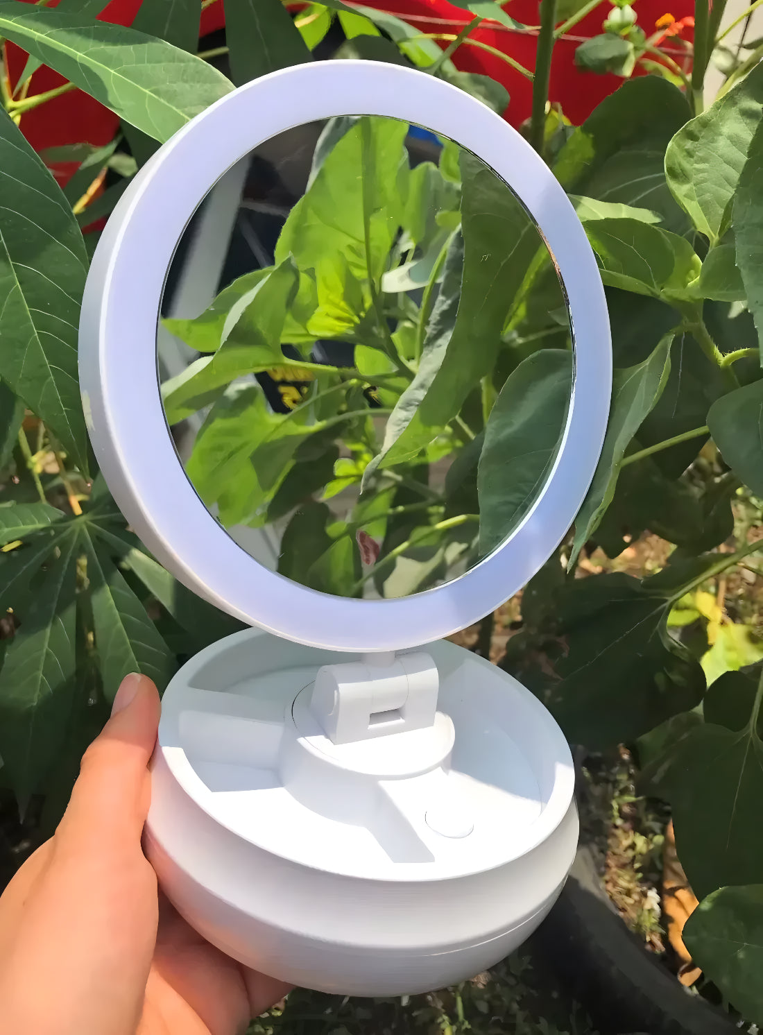Espejo LED Recargable con Aumento | Diseño Compacto y Elegante